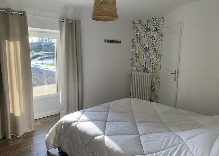 Detente A La Campagne Moyon